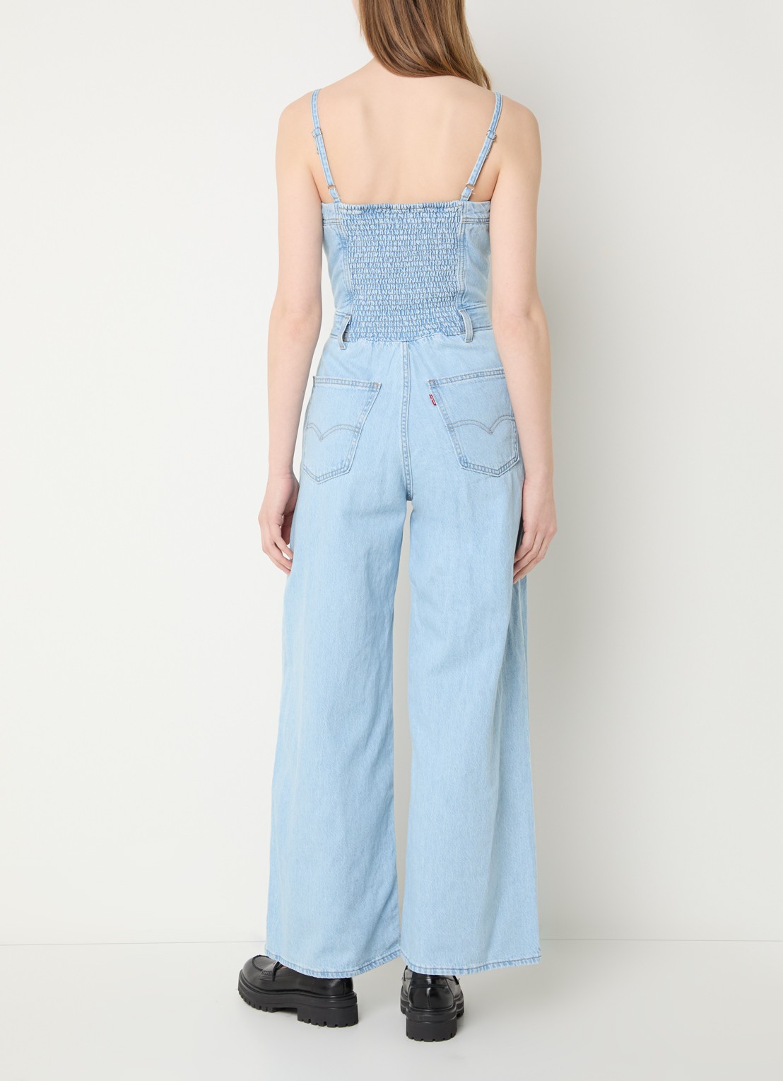 Levi's Wide fit jumpsuit van denim met steekzakken - achterkant lichtblauw