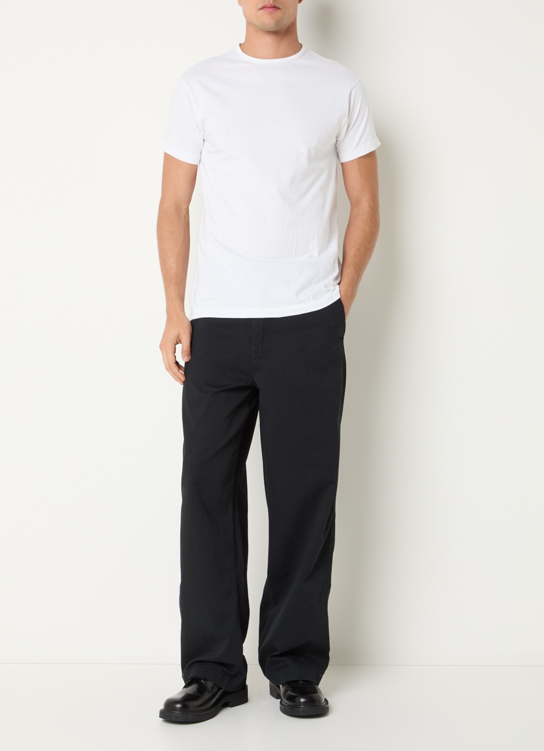 Levi's XX straight fit chino met steekzakken - voorkant 2 zwart