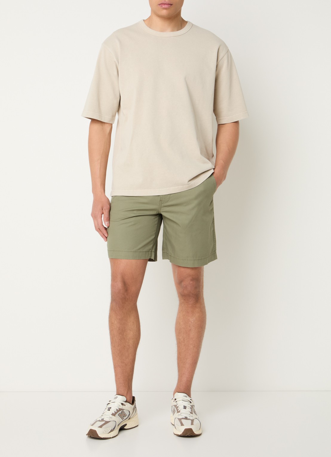 Levi's XX straight fit korte broek met steekzakken - voorkant 2 lichtgroen