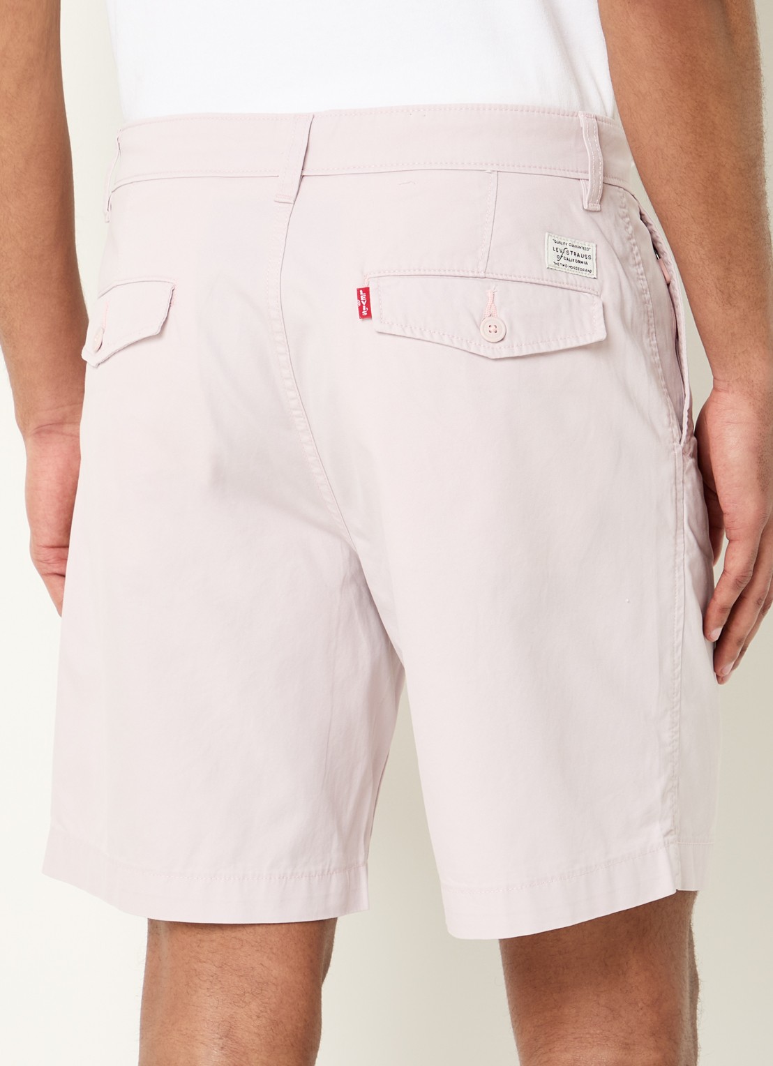 Levi's XX straight fit korte broek met steekzakken - achterkant 2 lichtroze