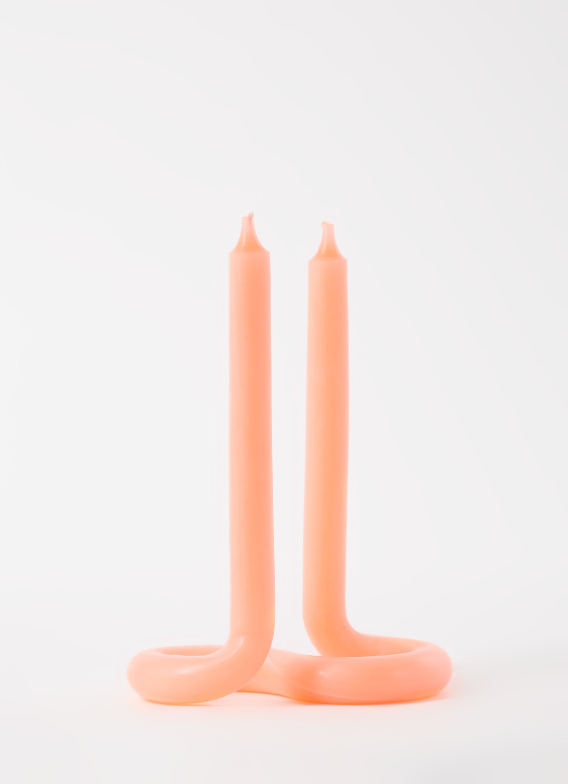 Lex Pott Twist kaars 24 cm - voorkant 2 lichtoranje