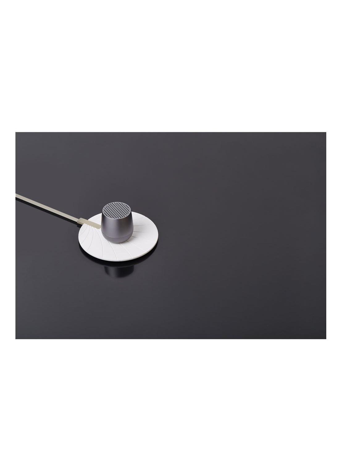 Lexon Mino+ bluetooth speaker - detail 3 antraciet