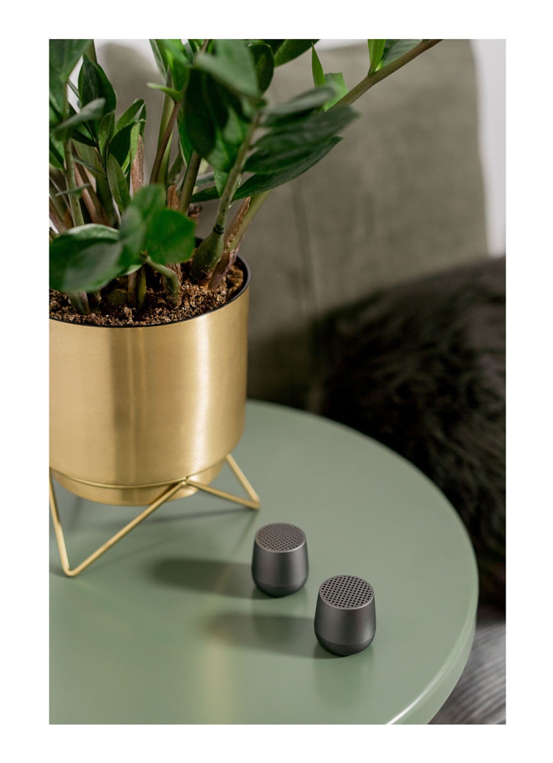 Lexon Mino+ bluetooth speaker - voorkant 2 antraciet