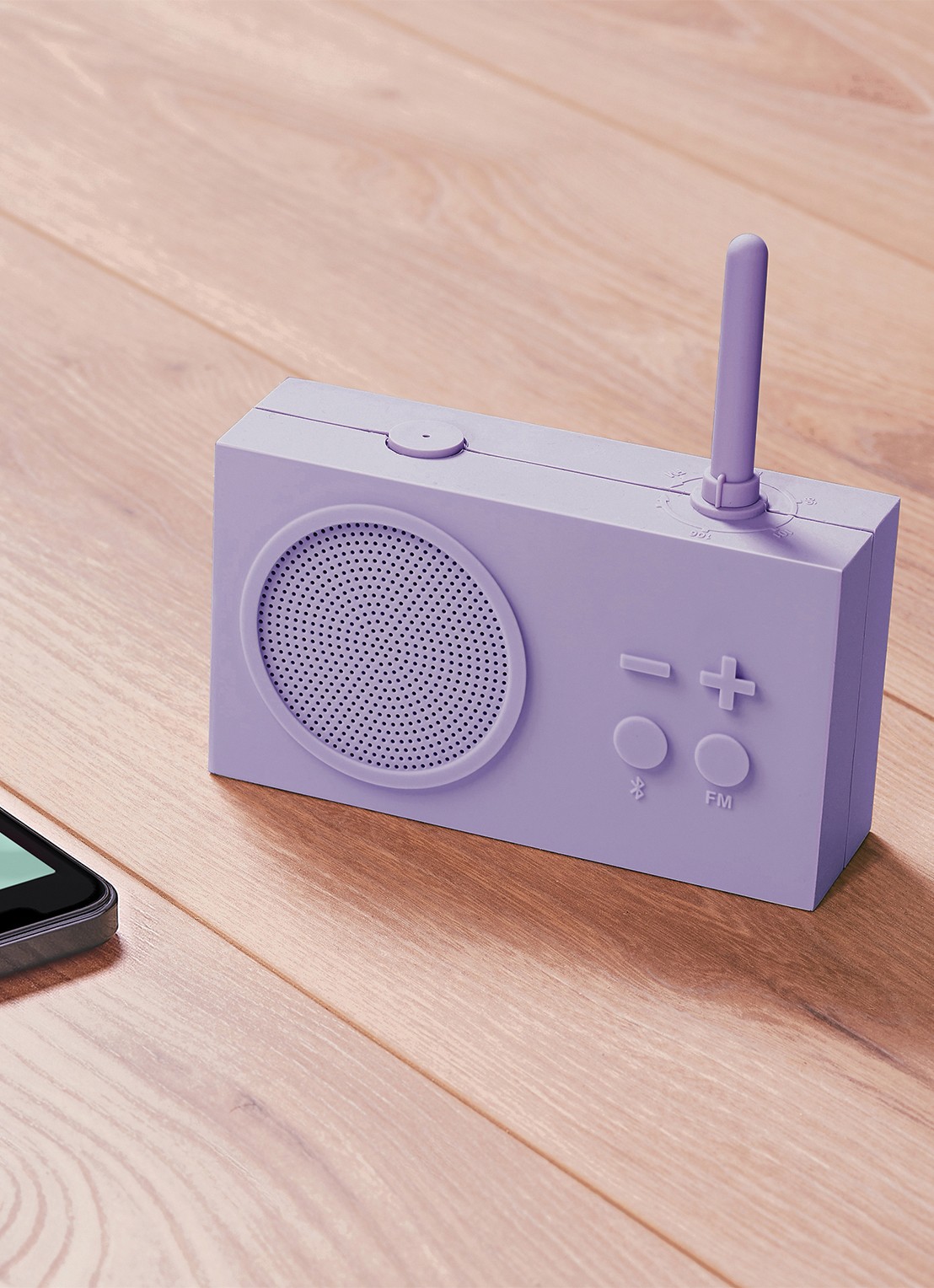 Lexon Tykho 3 FM radio & bluetooth speaker  - detail 2 paars