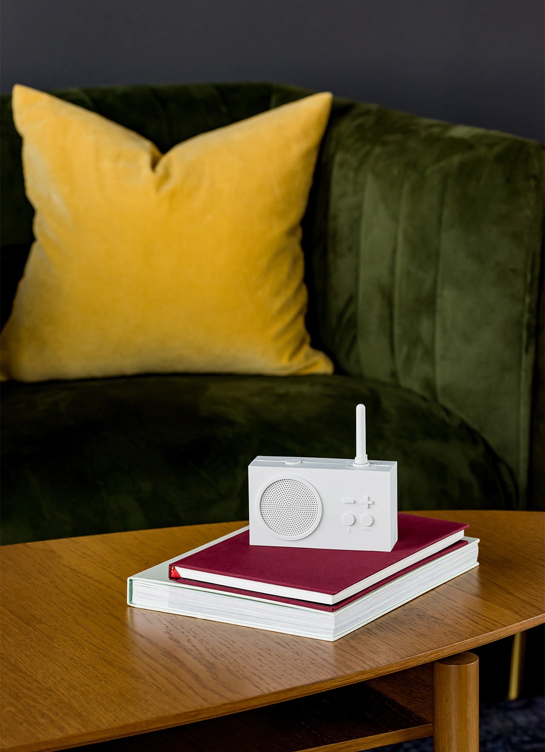 Lexon Tykho 3 FM radio & bluetooth speaker  - detail 4 wit
