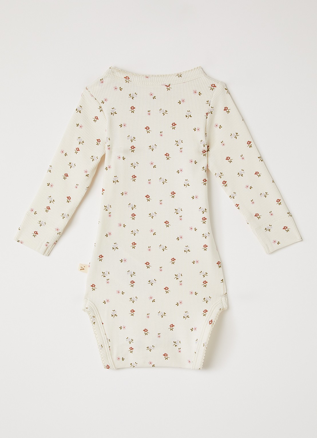 Lil 'Atelier NBFGago romper met bloemenprint - voorkant 2 gebroken wit