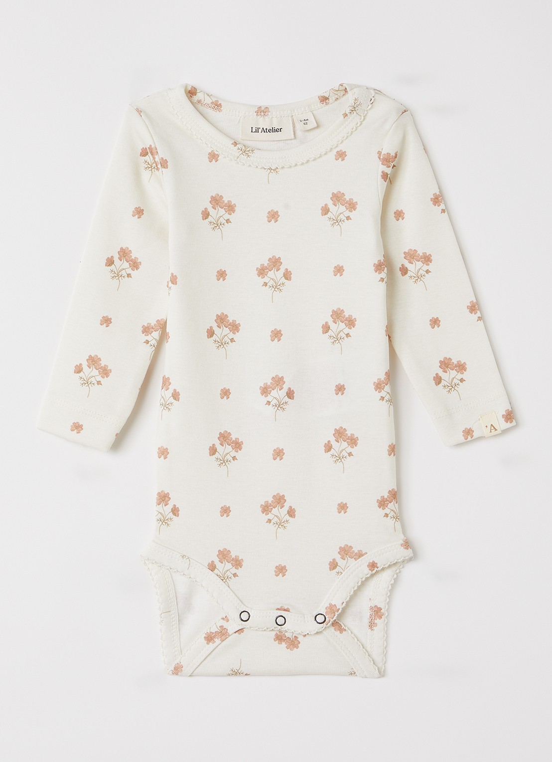 Lil 'Atelier NBFLayo romper met bloemenprint - voorkant gebroken wit