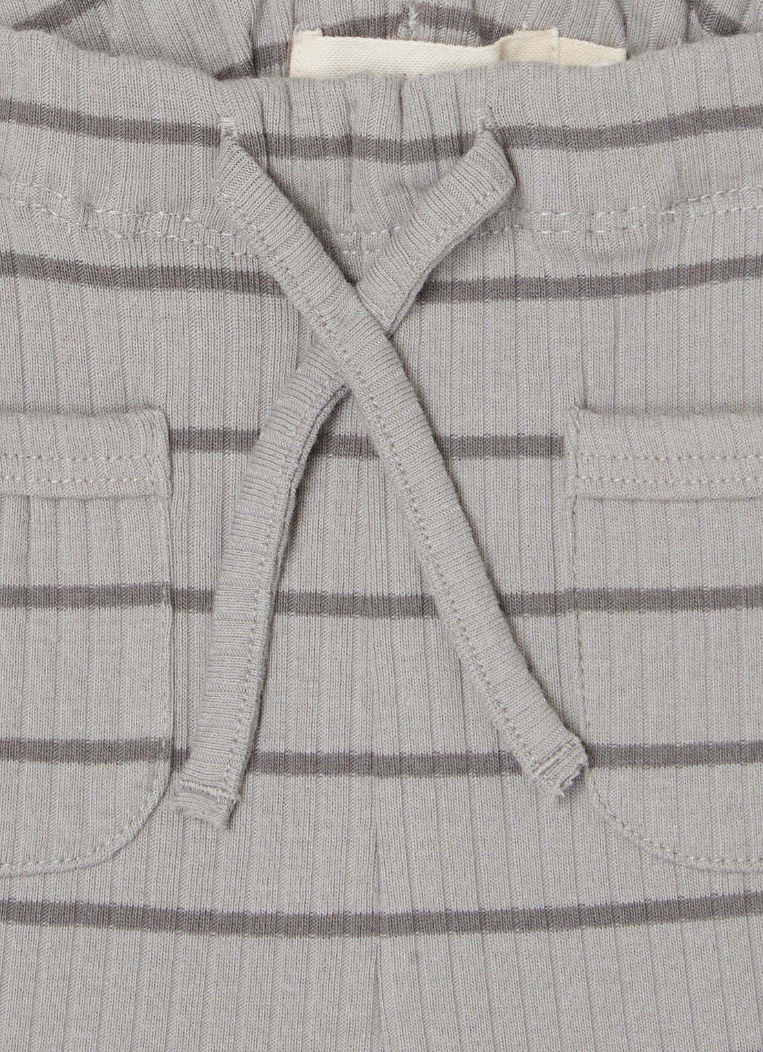 Lil 'Atelier NBMKail tapered fit joggingbroek van  katoen - detail olijfgroen