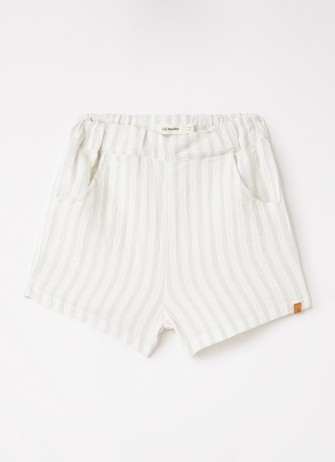 Lil 'Atelier NMMHagi straight fit korte broek met streepprint - voorkant gebroken wit