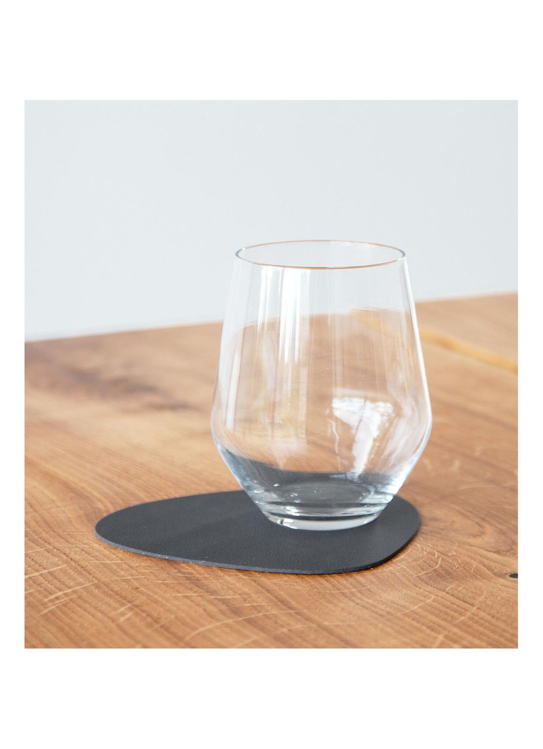 LIND DNA Giftset Curve placemat en onderzetter van  leer set van 8   - detail 2 antraciet