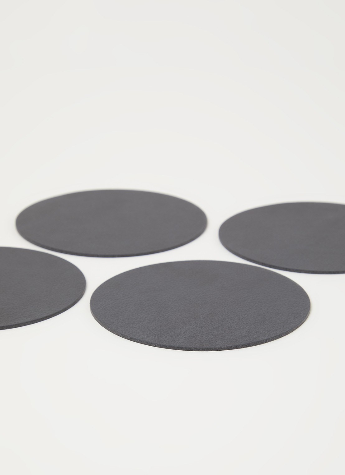 LIND DNA Glass Mat Circle onderzetter van leer set van 4 - detail 3 antraciet