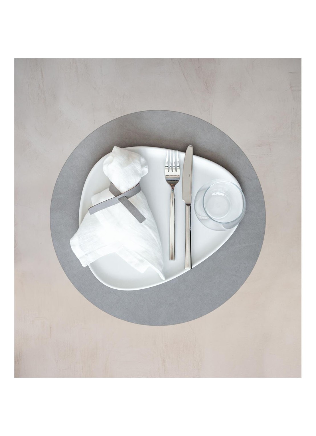 LIND DNA Table Mat Circle placemat van  leer 40 cm - voorkant 2 grijs