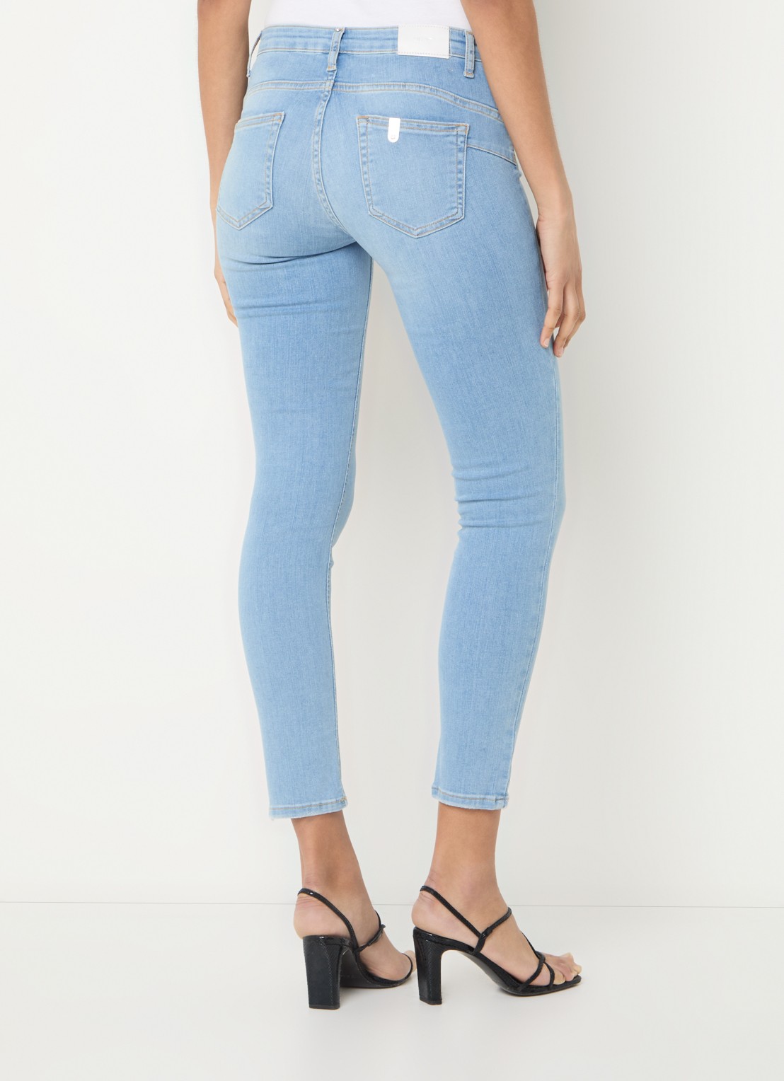 Liu Jo B.Up Divine high waist cropped skinny jeans met lichte wassing - achterkant 3 indigo