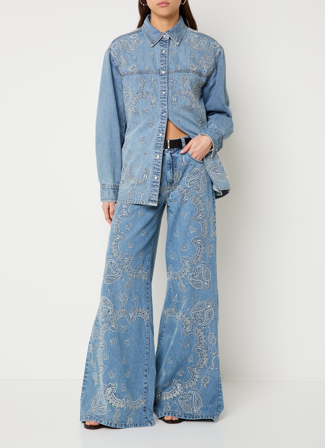 Liu Jo Blouse met borduring - voorkant 2 indigo