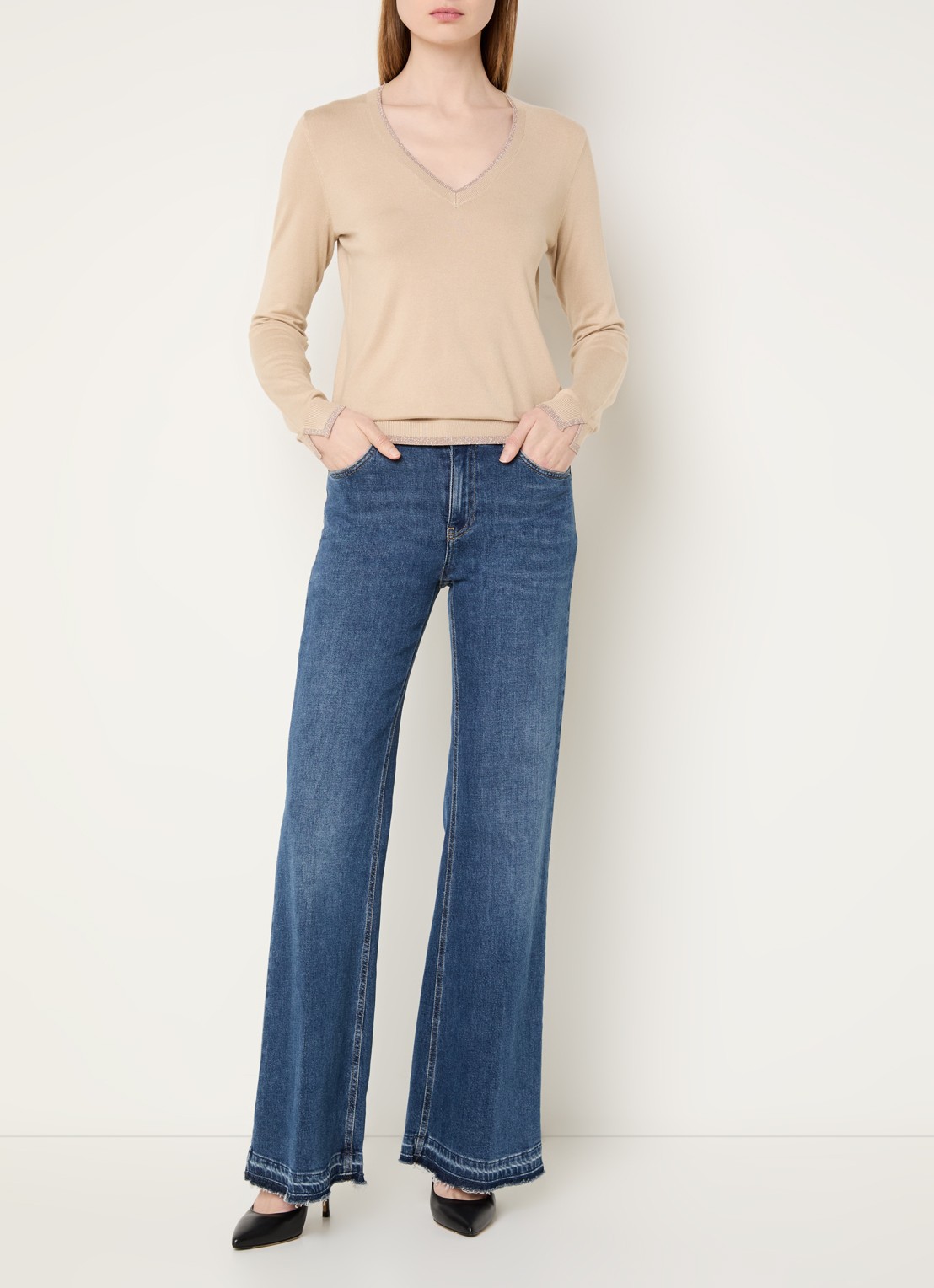 Liu Jo Fijngebreide pullover met strass - voorkant 4 beige