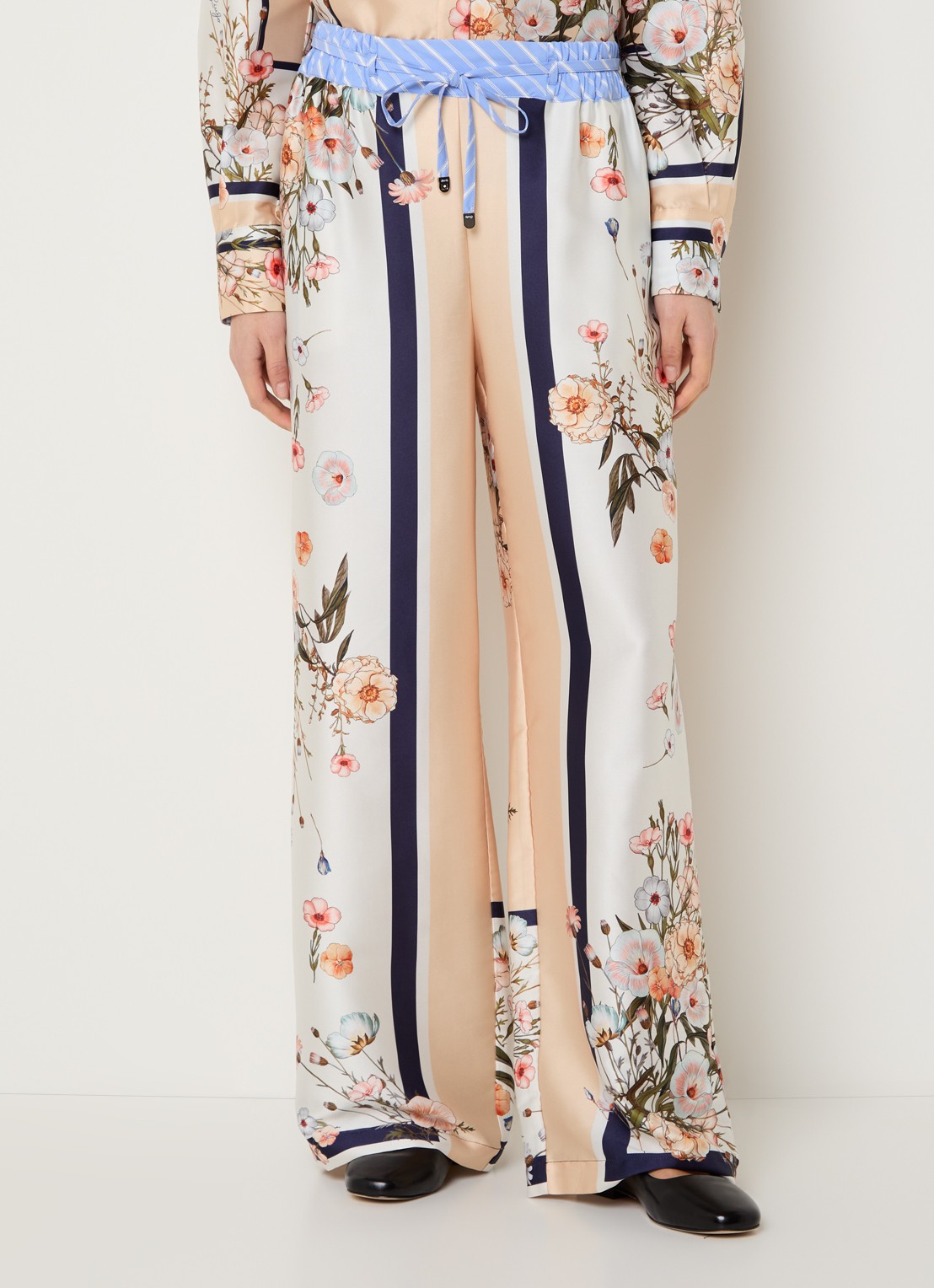 Liu Jo High waist loose fit broek van satijn met bloemenprint - detail beige