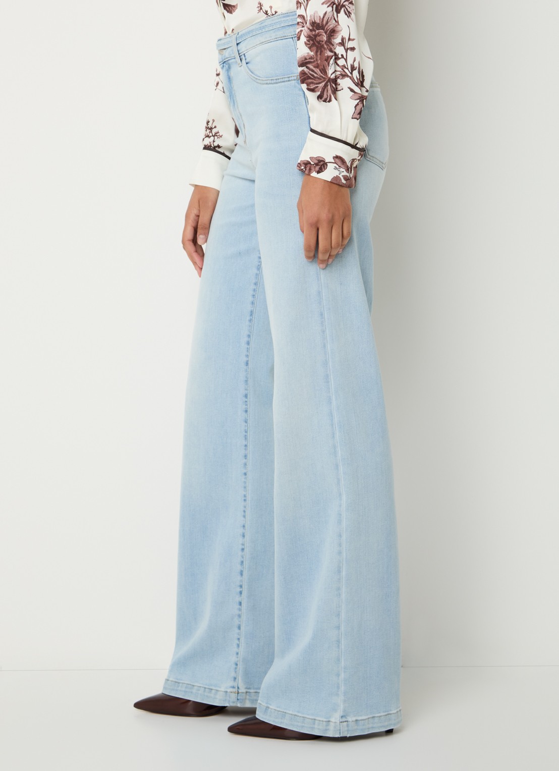 Liu Jo High waist straight leg jeans met gekleurde wassing en ceintuur - detail 3 lichtblauw