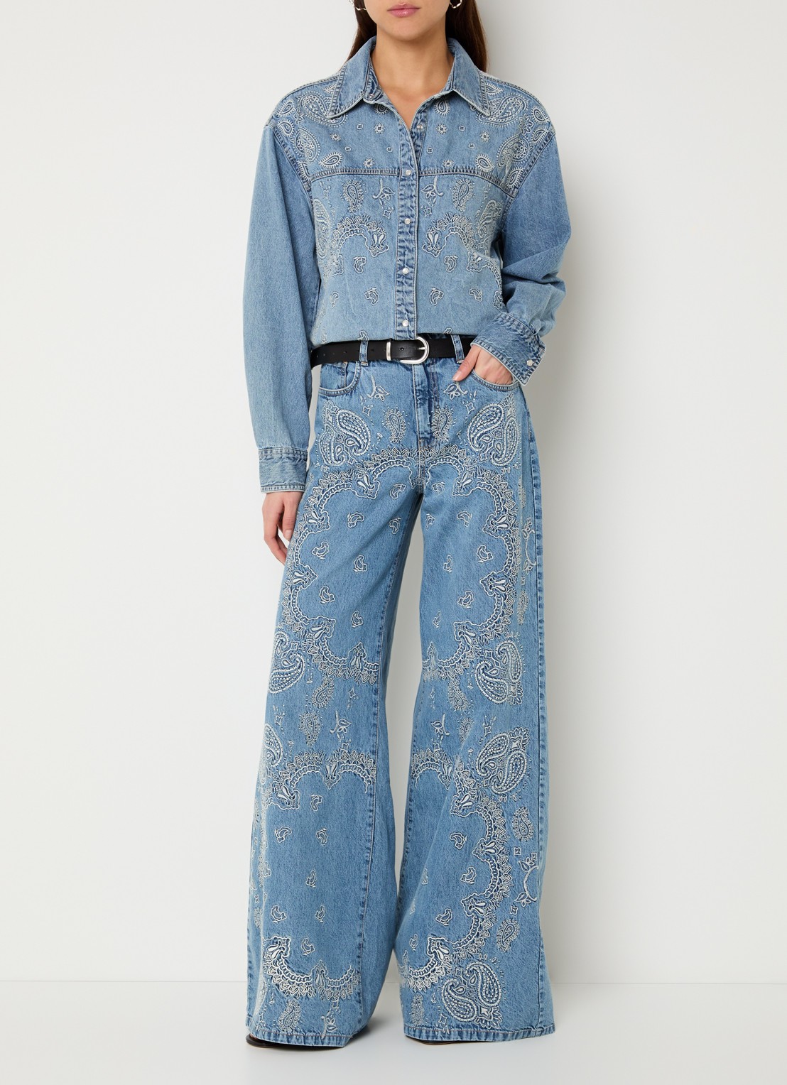Liu Jo High waist wide leg jeans met borduring - voorkant 5 indigo