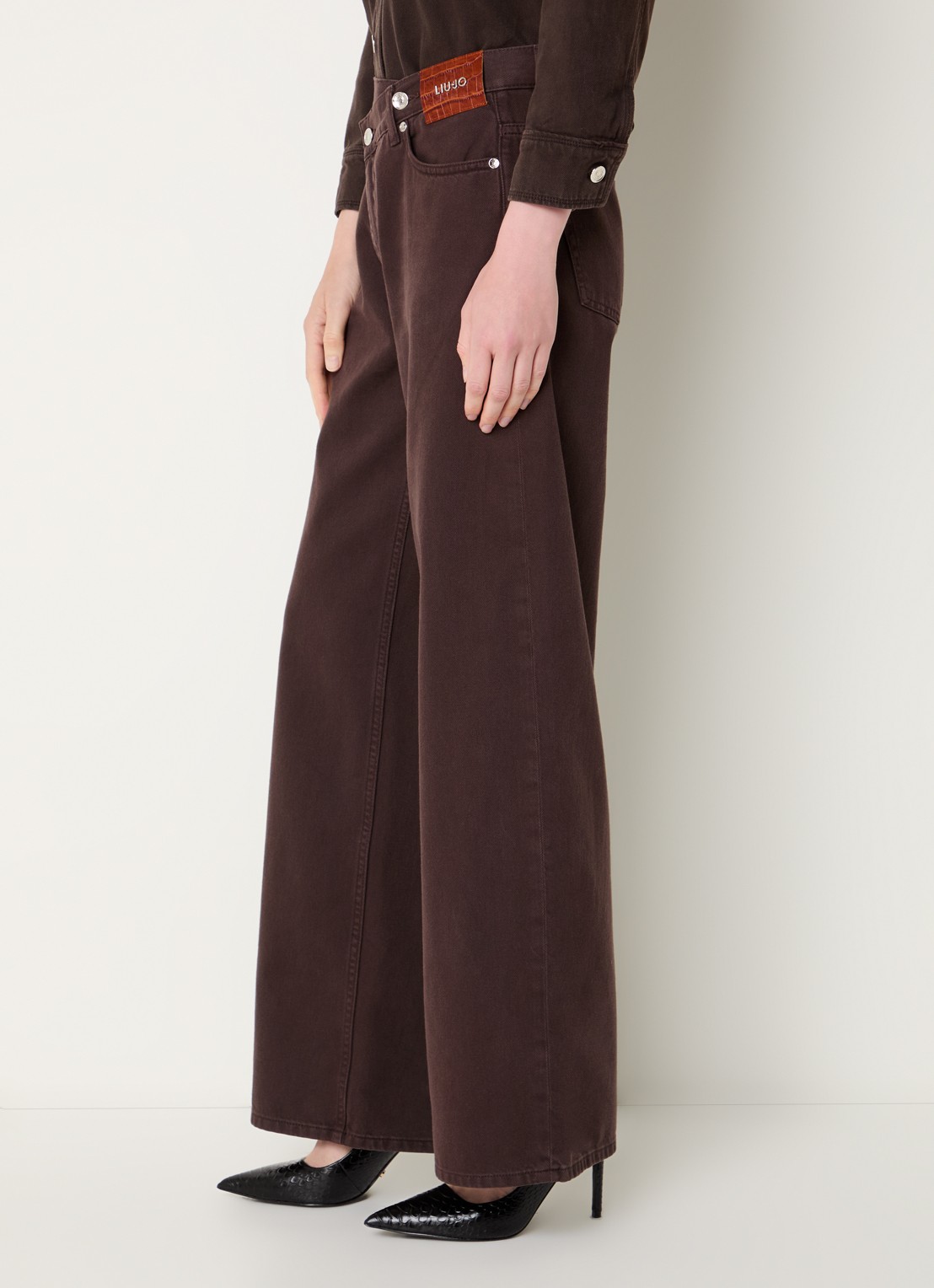 Liu Jo Low waist straight fit jeans met gekleurde wassing - detail 4 donkerbruin
