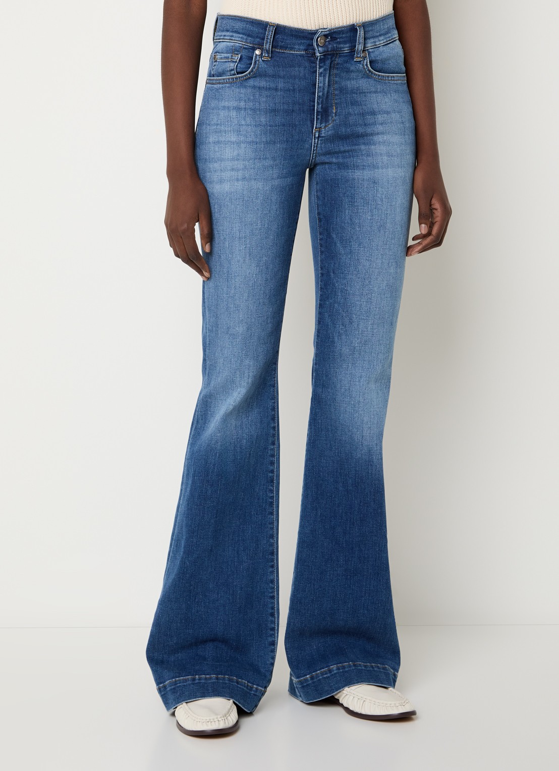 Liu Jo Mid waist flared jeans met donkere wassing - detail indigo