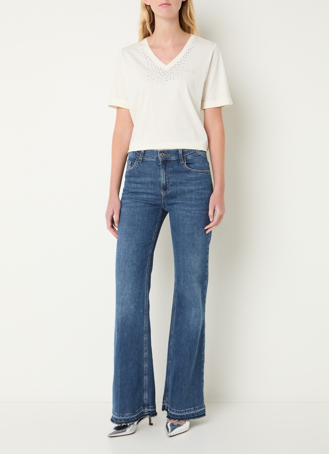 Liu Jo T-shirt met logo en strass - voorkant 4 gebroken wit