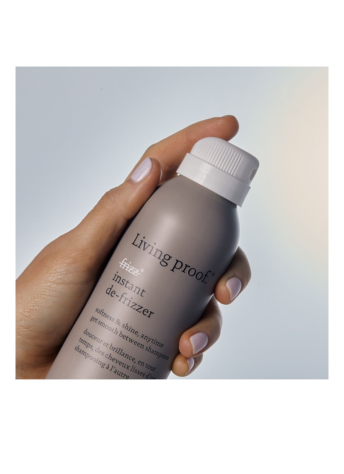 Living Proof No Frizz Instant De-Frizzer - haarstyling spray - detail 3 undefined