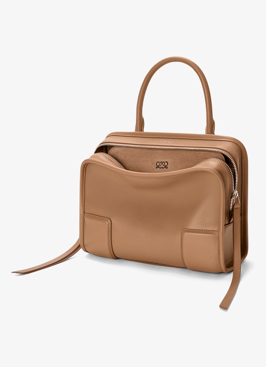 LOEWE Amazona 180 Small schoudertas van kalfsleer - voorkant 2 bruin
