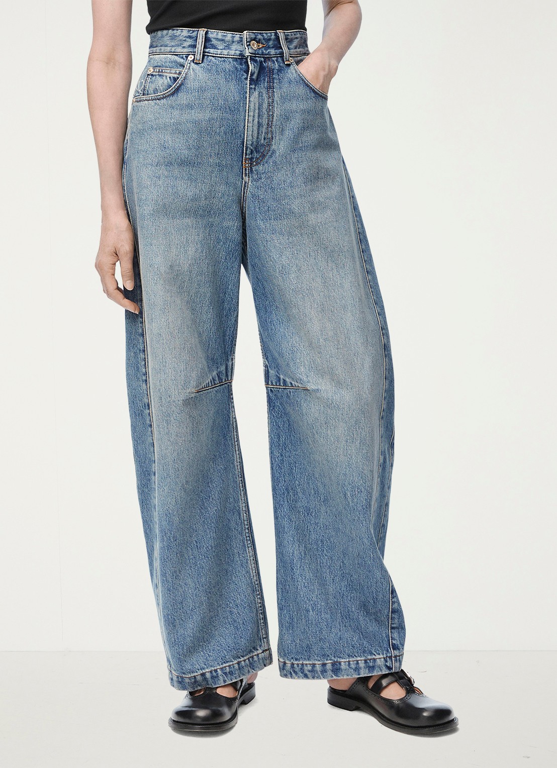 LOEWE Anagram high waist loose fit jeans met medium wassing - detail indigo