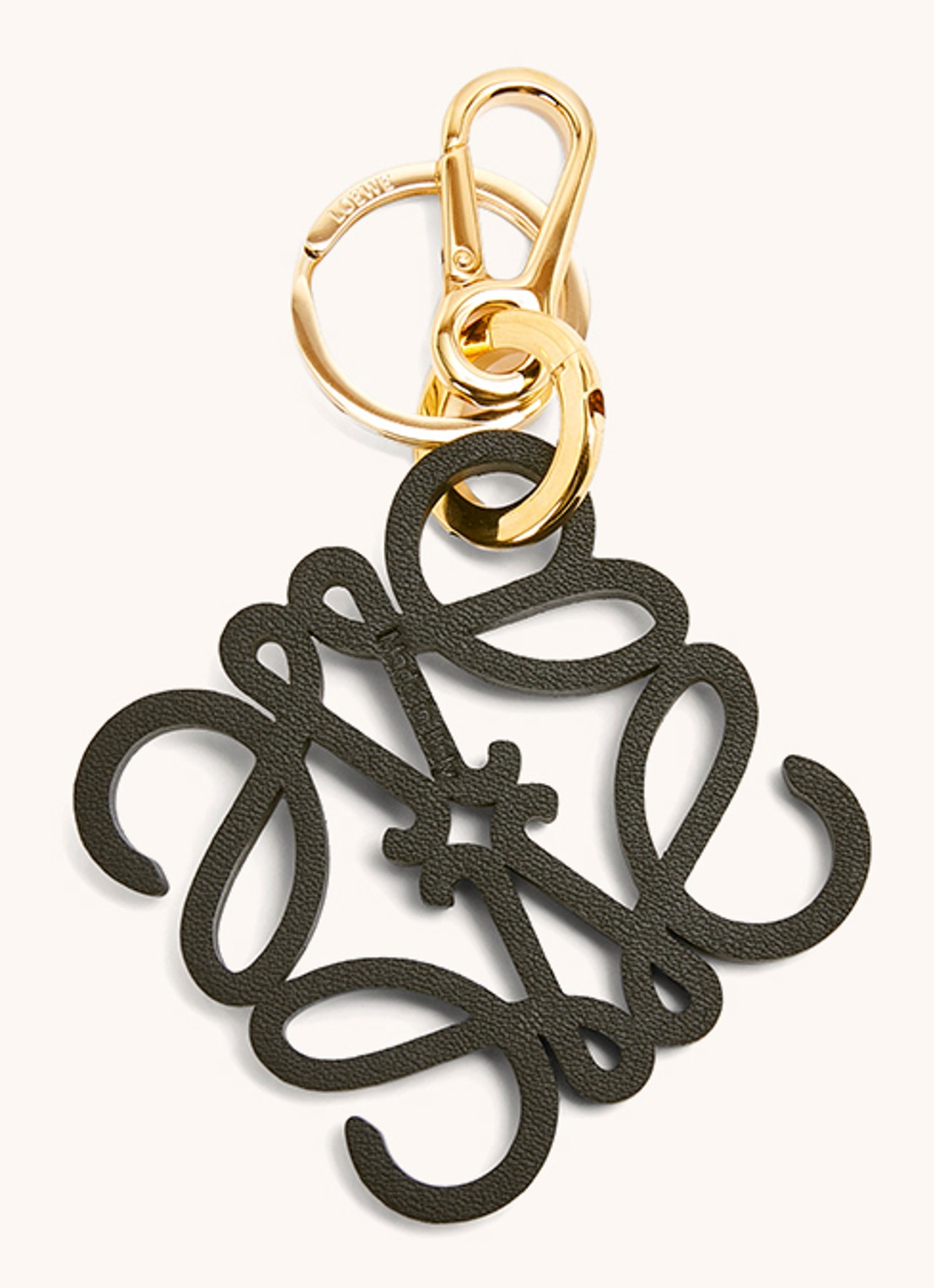 LOEWE Anagram sleutelhanger van kalfsleer - achterkant 3 lindegroen