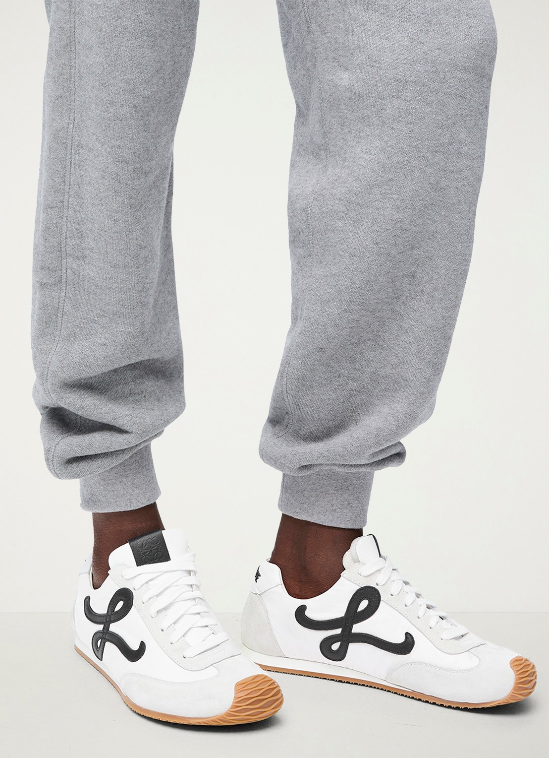 LOEWE Ballet Runner 2.0 sneaker met kalfsleren details - voorkant 2 wit