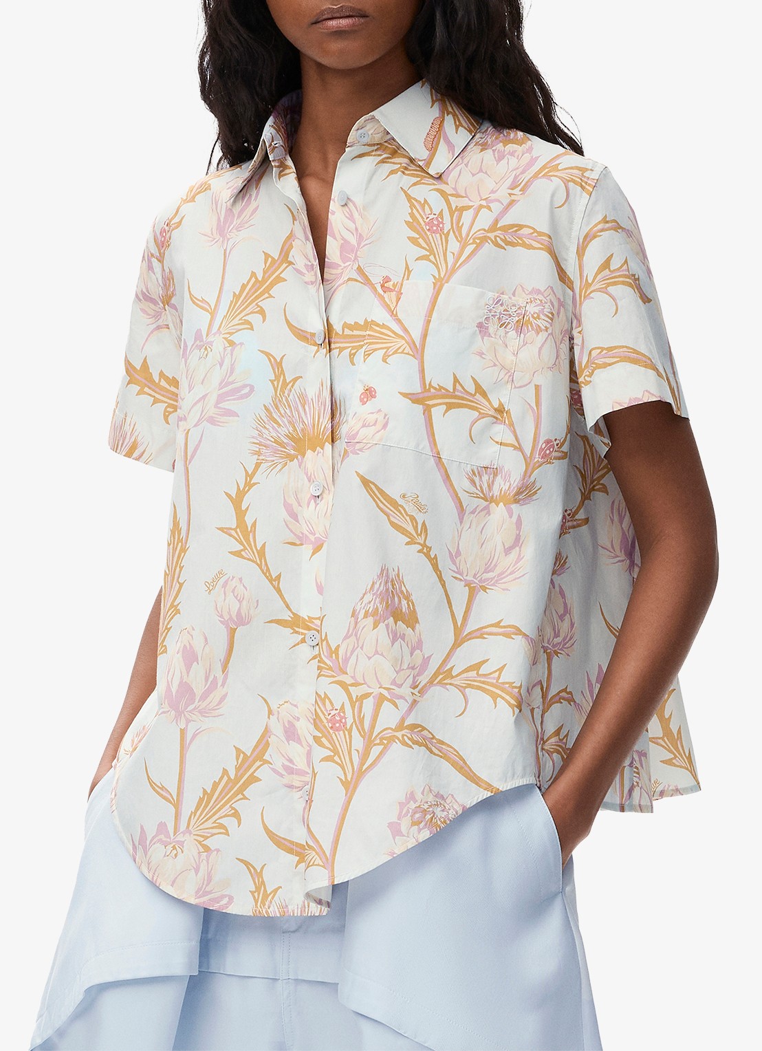 LOEWE Blouse met bloemenprint en borstzak - detail 4 lichtblauw