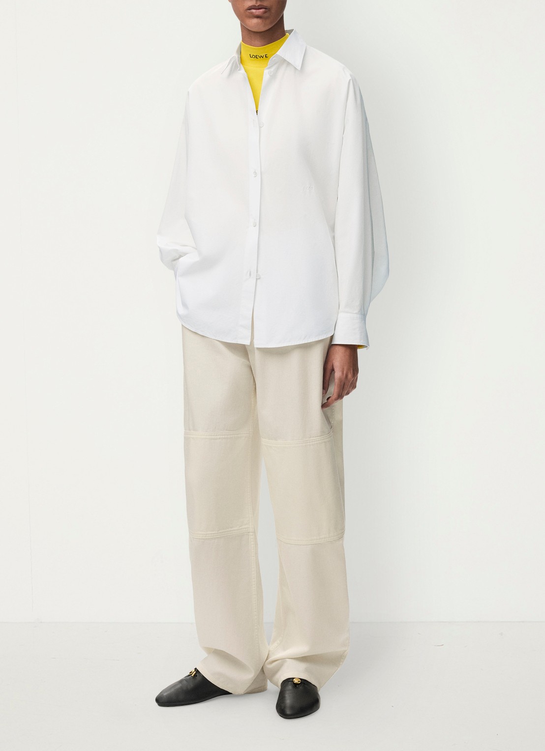 LOEWE Blouse met logoborduring - voorkant 3 wit