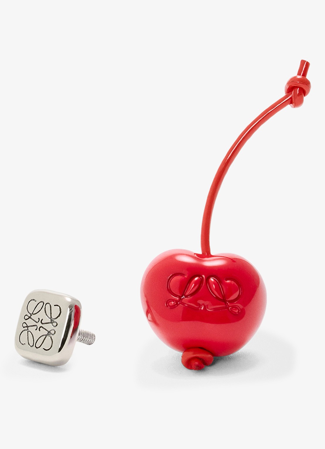 LOEWE Cherry tasbedel met logo - detail rood
