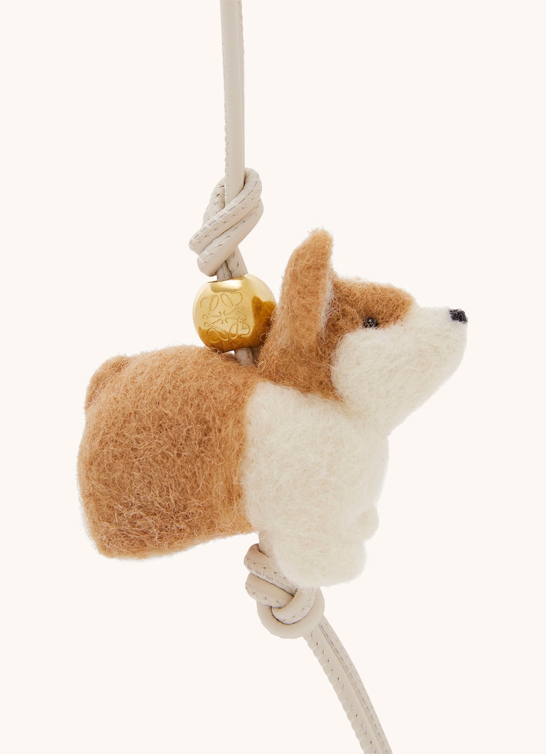 LOEWE Corgi tasbedel van kalfsleer  - detail gebroken wit