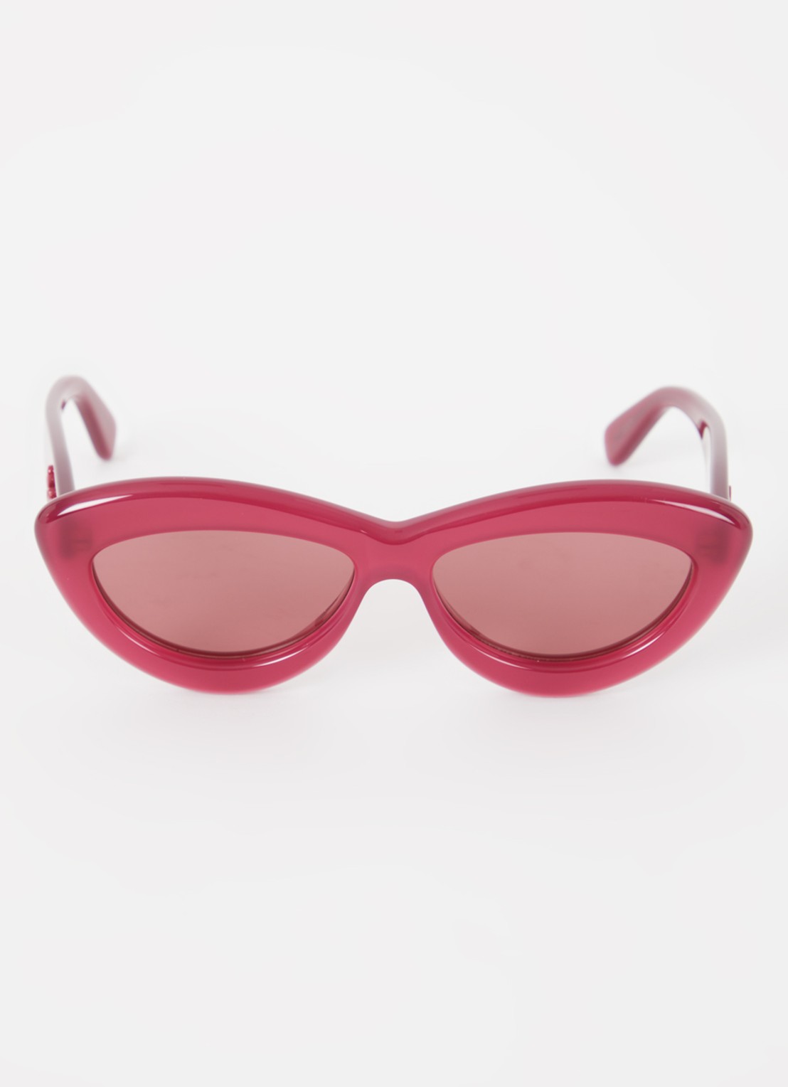 LOEWE Curvy zonnebril LW40096I - detail 3 kersenrood