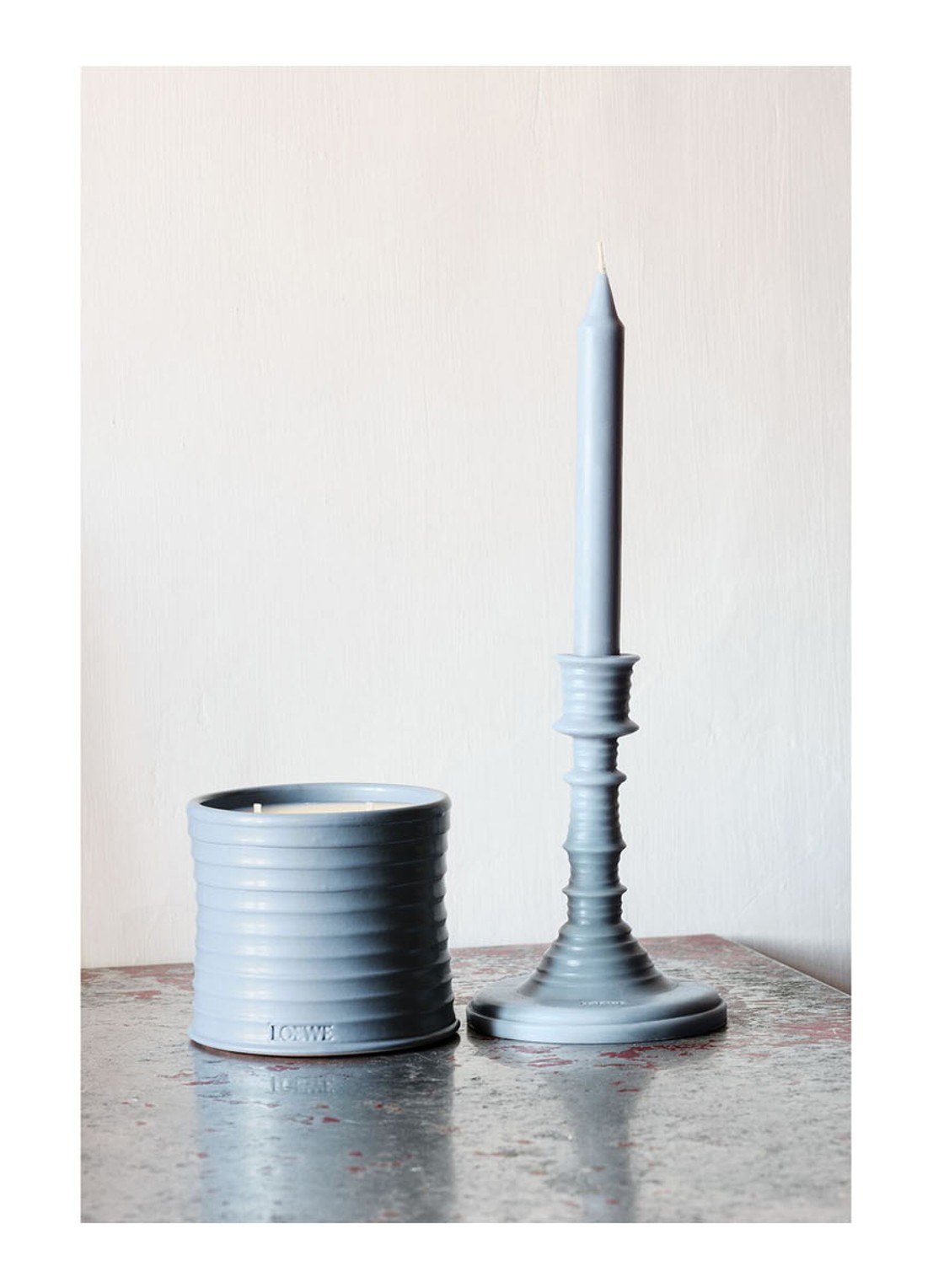 LOEWE Cypress Balls Wax Candle - geurkaars kandelaar 330 gram - detail 6 undefined