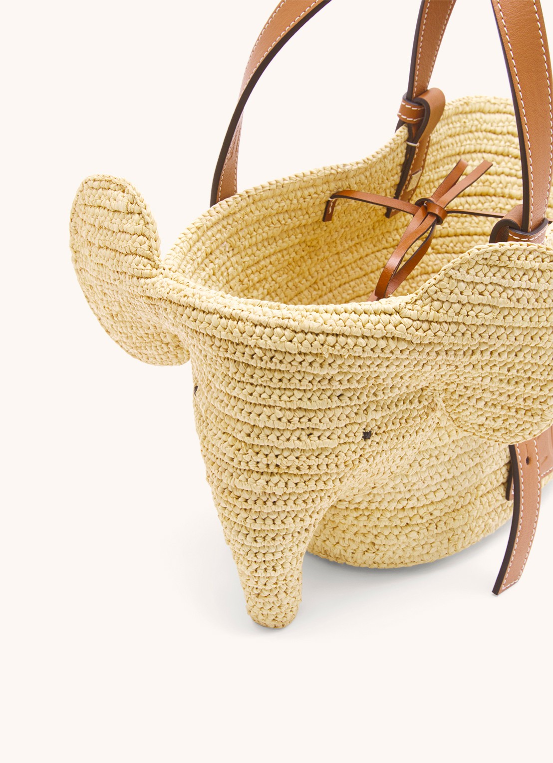 LOEWE Elephant Small handtas van raffia met kalfsleren details - detail roestbruin