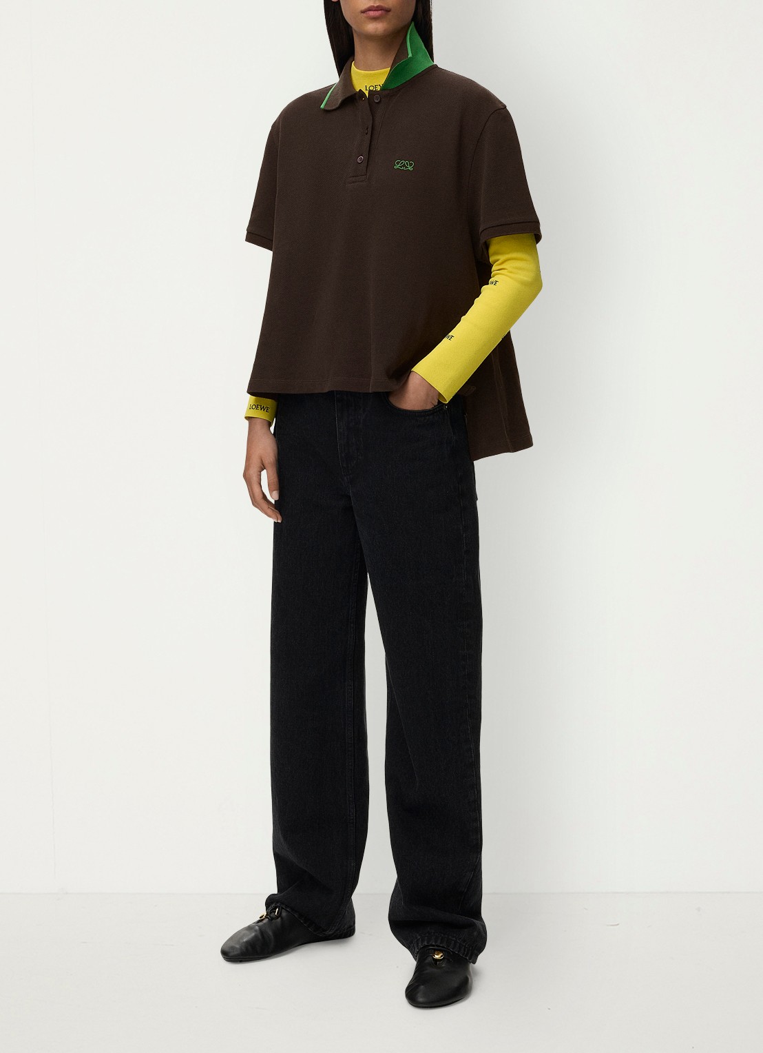 LOEWE Fijngebreid T-shirt met polokraag - voorkant 5 bruin