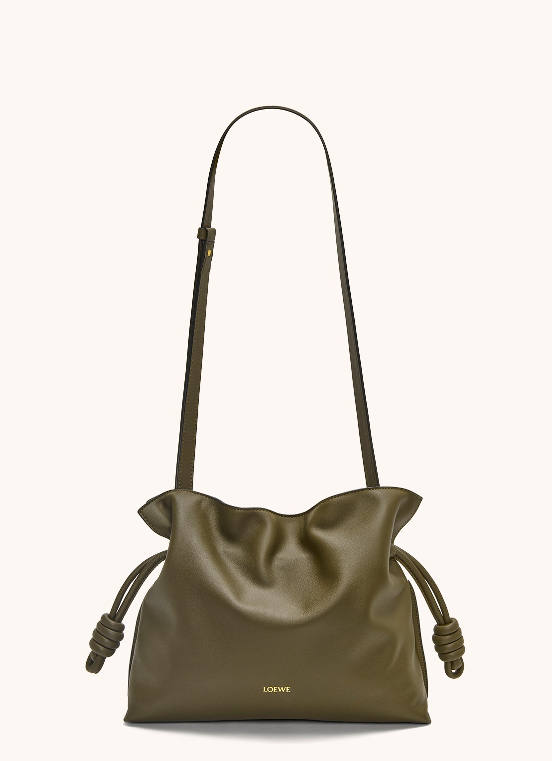 LOEWE Flamenco clutch van kalfsleer - detail olijfgroen