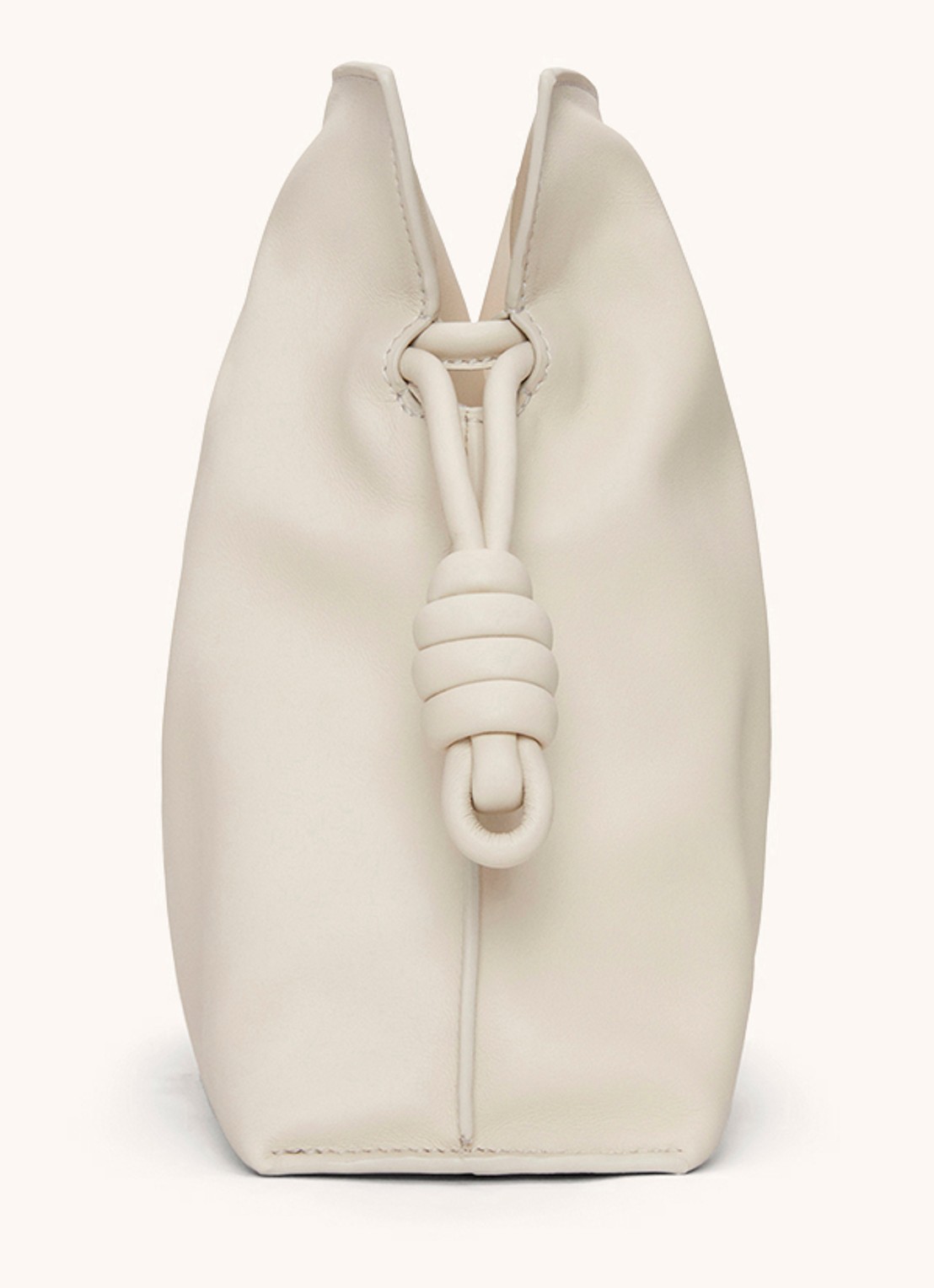 LOEWE Flamenco clutch van kalfsleer - detail 4 beige
