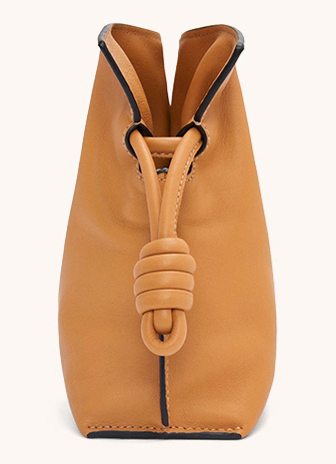 LOEWE Flamenco Mini clutch van kalfsleer - detail 4 camel