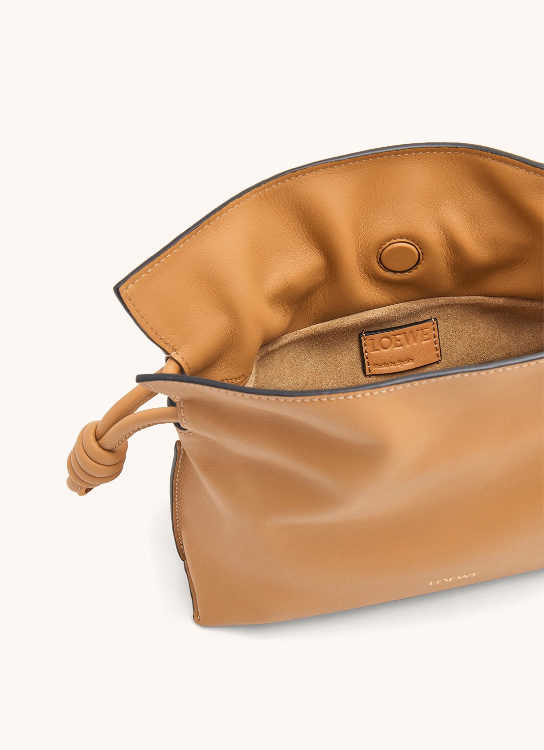 LOEWE Flamenco Mini clutch van kalfsleer - detail 6 camel