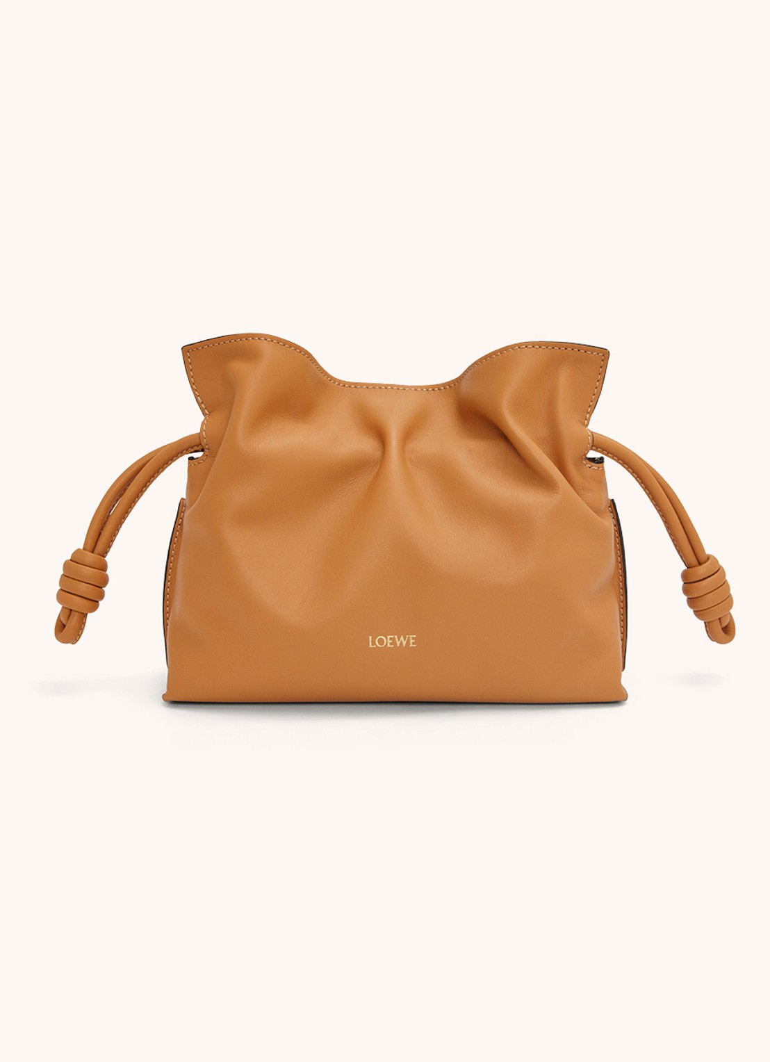 LOEWE Flamenco Mini clutch van kalfsleer - voorkant 2 camel