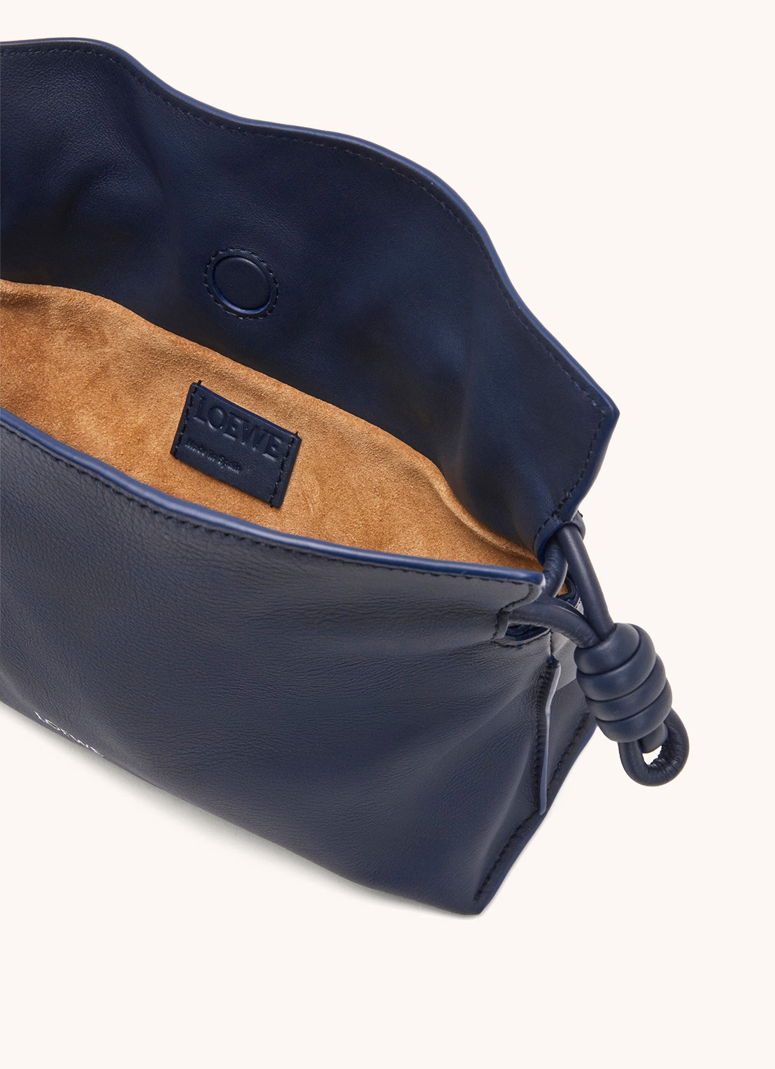 LOEWE Flamenco Mini clutch van kalfsleer - detail 3 donkerblauw
