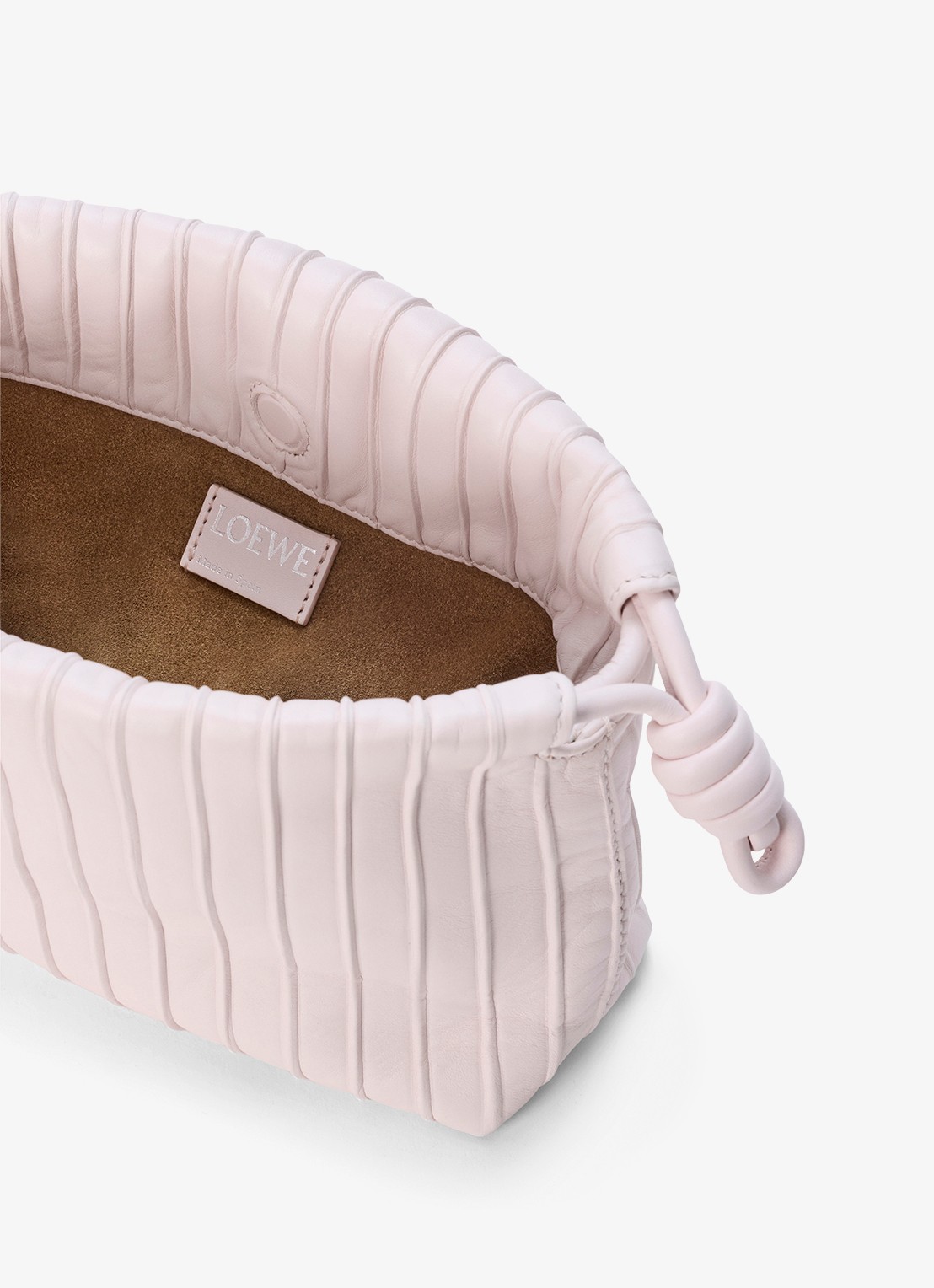 LOEWE Flamenco Pleated Mini schoudertas van kalfsleer - detail 4 lichtroze