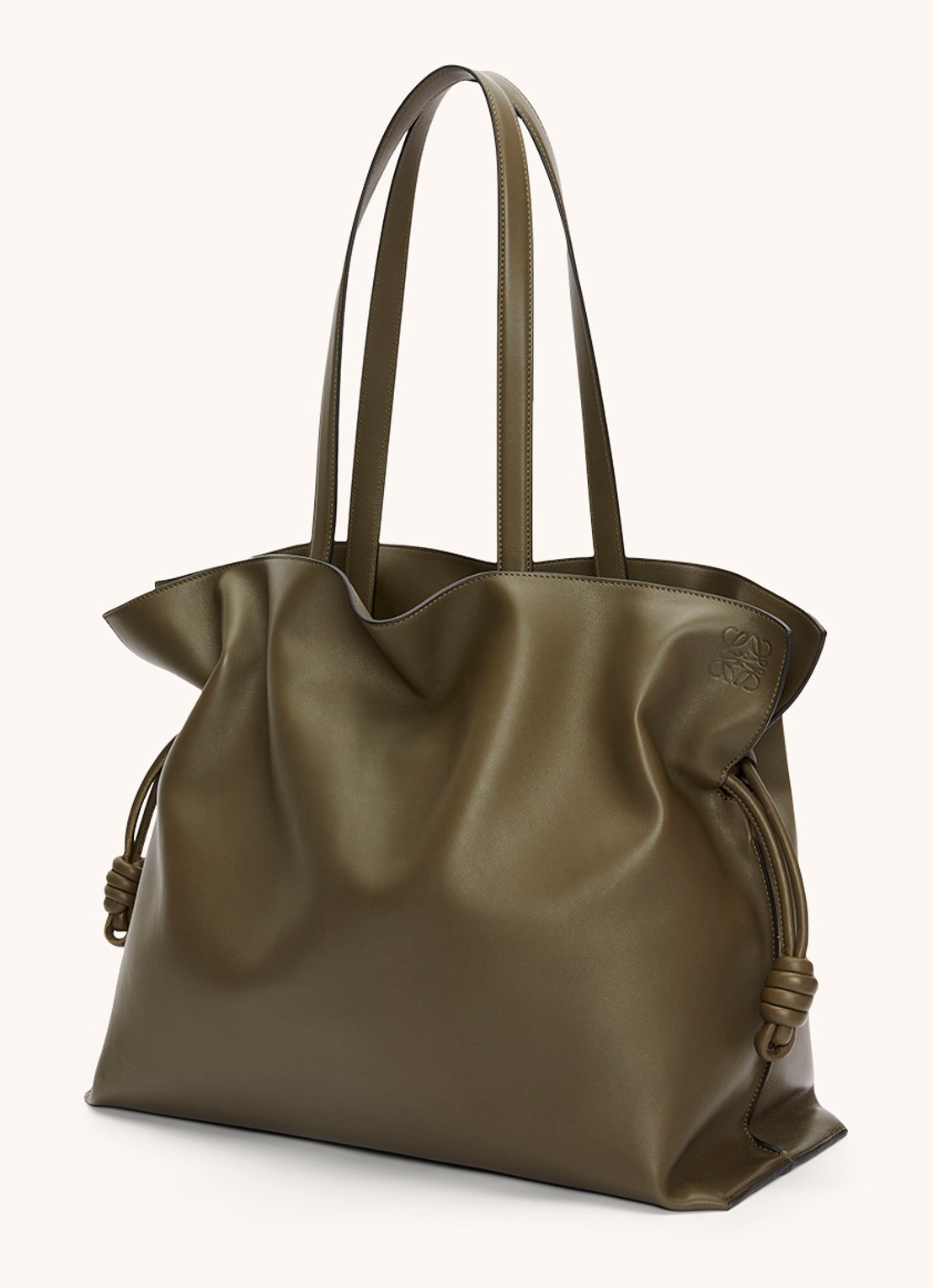 LOEWE Flamenco XL schoudertas van kalfsleer - voorkant 2 olijfgroen