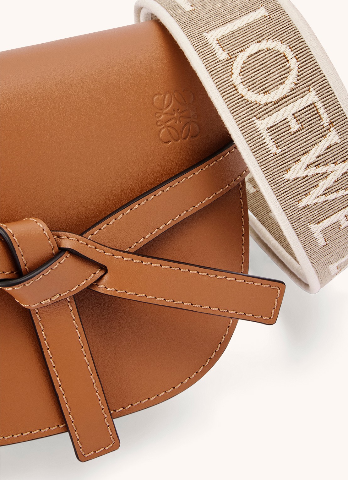 LOEWE Gate Dual heuptas van kalfsleer - detail 6 oranjebruin