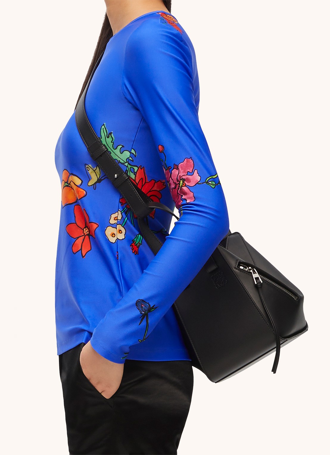 LOEWE Hammock handtas van kalfsleer - voorkant 7 zwart
