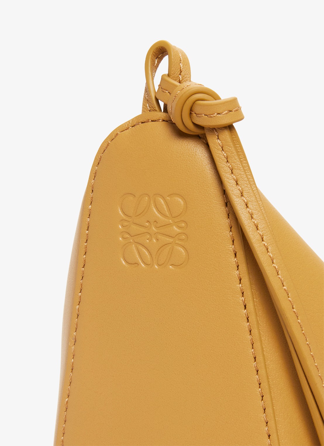 LOEWE Hammock Hobo schoudertas van kalfsleer - detail 6 okergeel