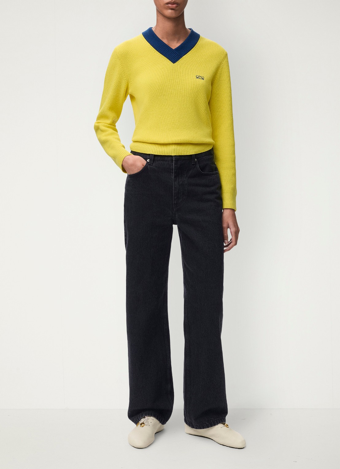 LOEWE High waist straight leg jeans met gekleurde wassing - voorkant 2 zwart